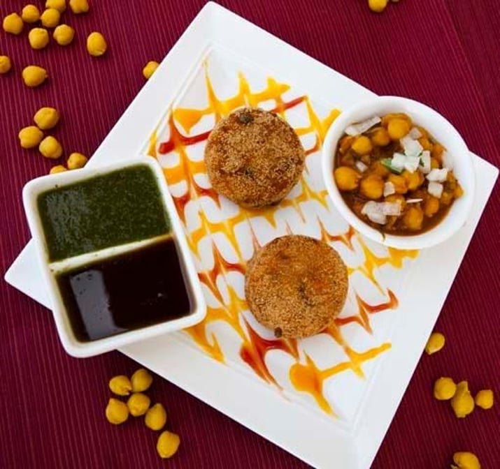 Chaat Bhavan Express by null