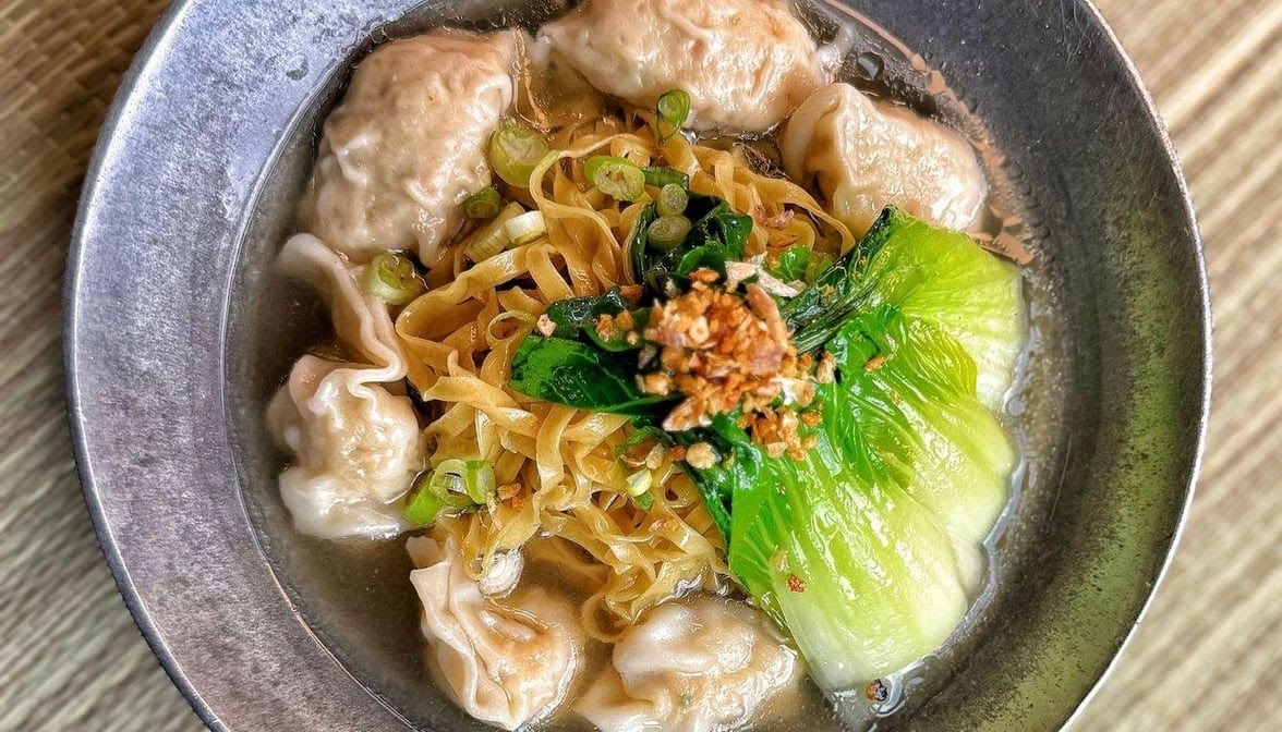 Thaprachan Thai by null