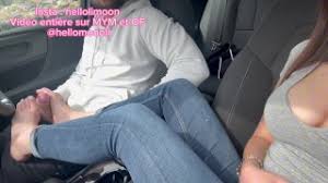 Easaatbaaaaaa wvydzulvlaxqm jpg x Footjob in car