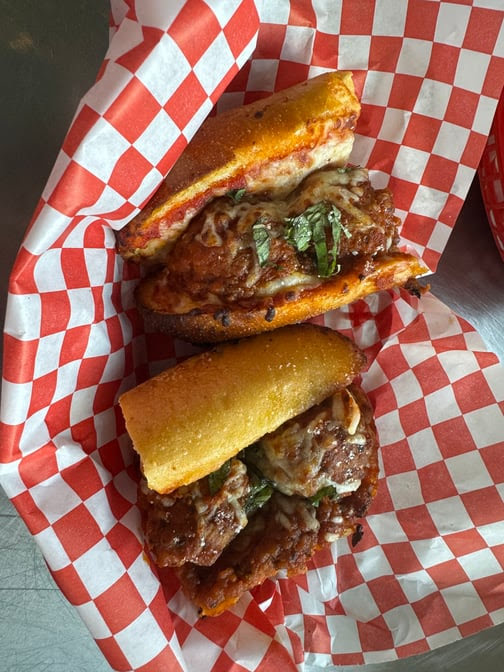 Pinball Pizzeria by null