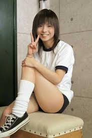 ジュニアアイドル　ブルマ　エロ|学販衣料ブルマ、スク水、チアの美少女 宮内栞をねぶり尽くす : 私の体操服とブルマの匂い