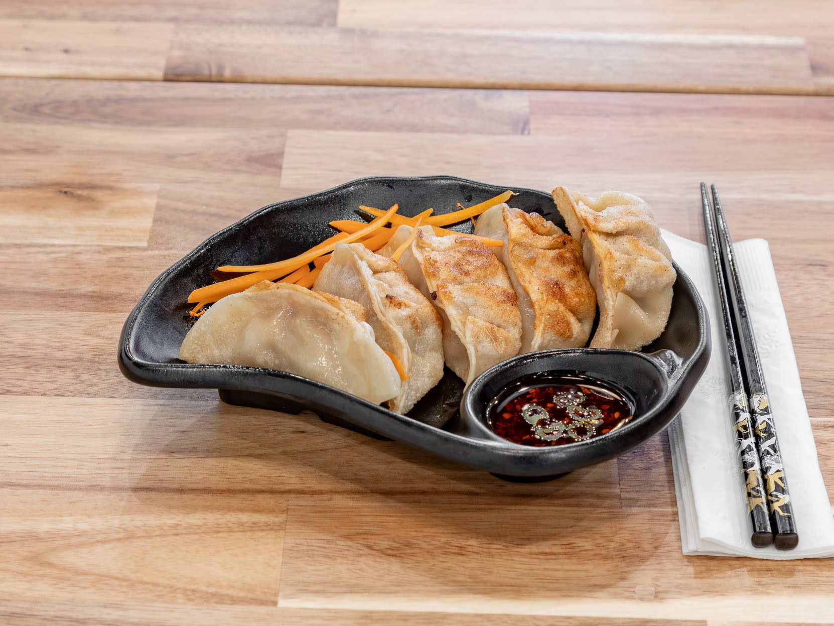 Hana Noodle Station by null