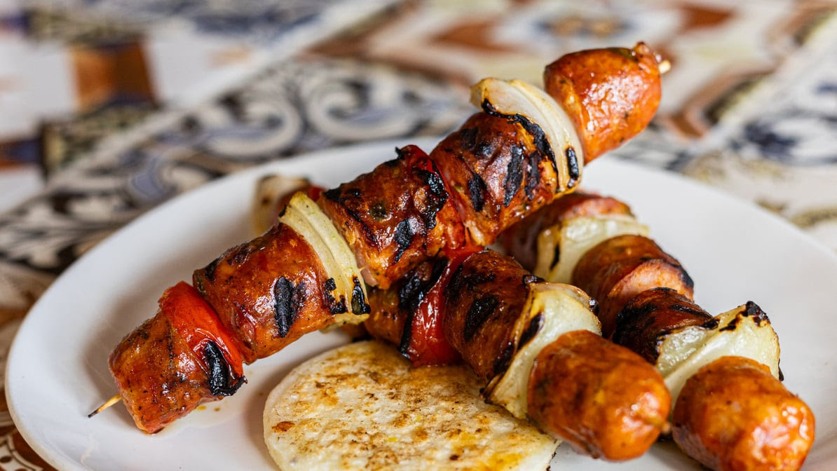 MAIZ colombian street food by null