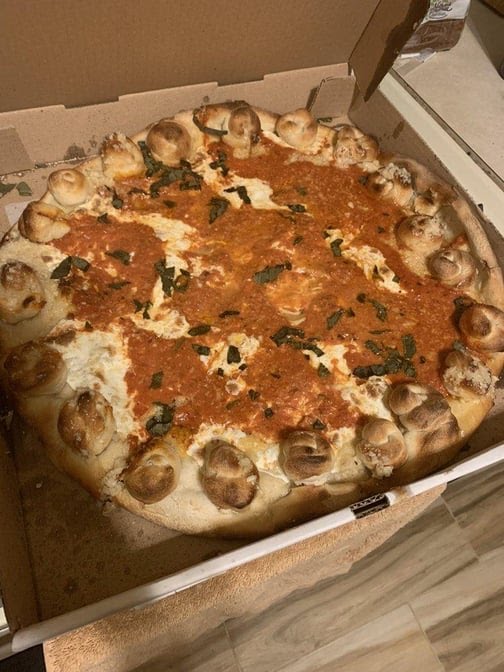 The Pizza Parlor by null