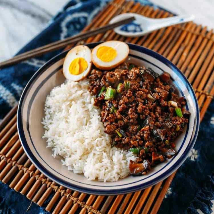 Taiwan's No.1 Cuisines by null