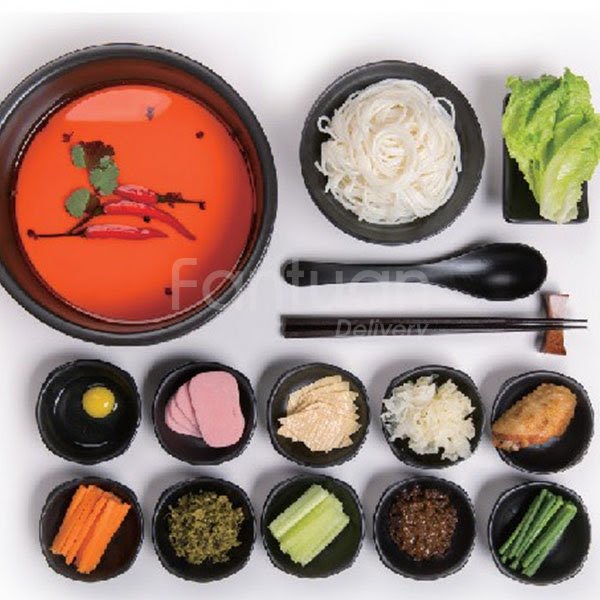 Ten Second Rice Noodle十秒到云南过桥米线 by null