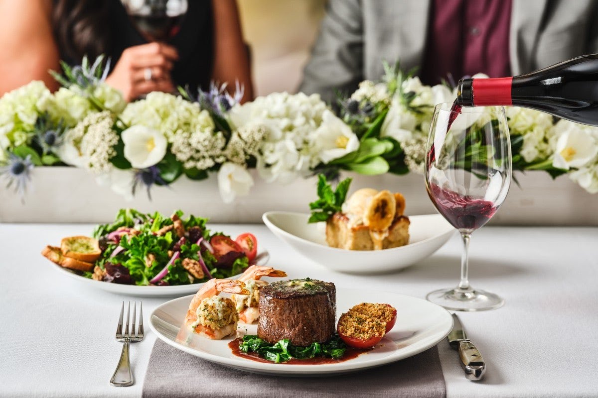 Fleming’s Prime Steakhouse & Wine Bar by null