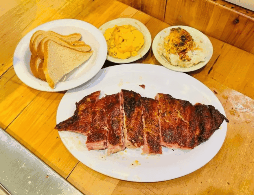 Everett and Jones Barbeque (at Graton Casino) by null