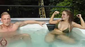 Salva wants to fuck every girl in the hot tub jpg x Hot tub fuck