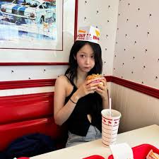 추석때 사촌동생|아이돌이슈 | 추석 때 사촌 동생들에게서 벗어날 방법을 찾은 아이돌 라떼핑ㅋㅋㅋㅋㅋㅋㅋㅋㅋㅋㅋㅋㅋㅋㅋ 이럴 땐 차니핑 해야 된다고  함ㅋㅋㅋㅋㅋㅋㅋㅋㅋㅋㅋ #신비 #SINB #비비지신비 #추석때사촌동생들에게서벗어날방법을찾은아이돌 #비비지신비라떼핑 #명절엔 ...