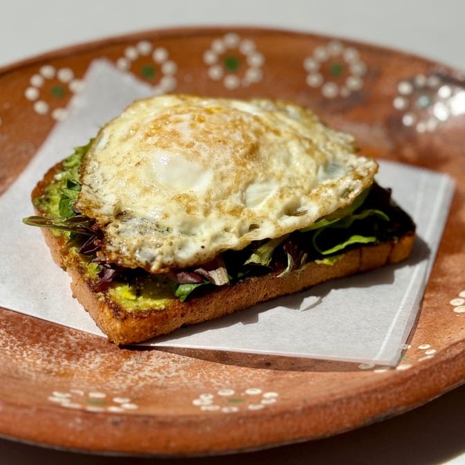 EL GÜERO FOOD TRUCK by null