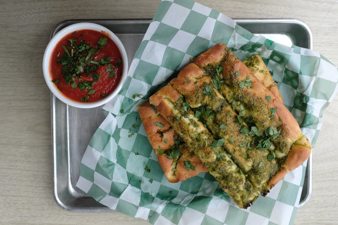 Wrecktangle Pizza by null