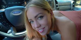 Jtybeaf ggaaawavb eolyrmccyziym jpg x Girls giving road head