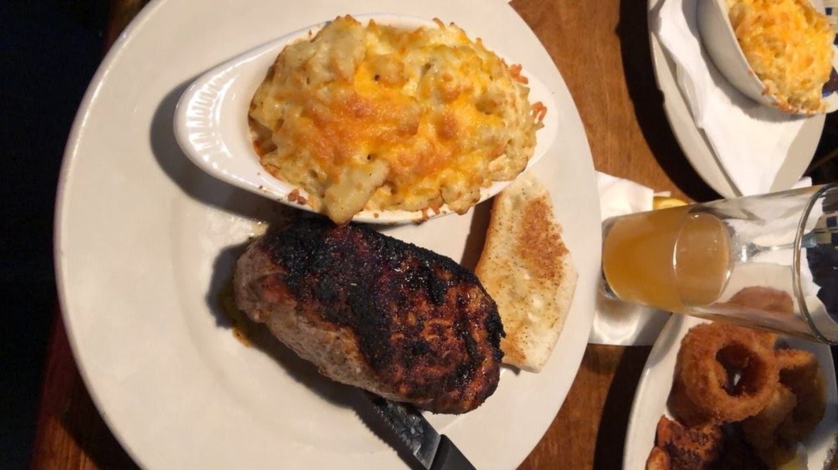 Jerry's Grille by null