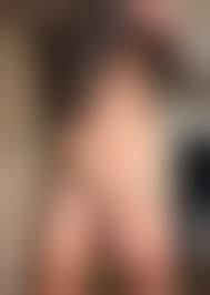 pantsless nude|Heidi Klum Posts Pantsless Photo Eating Pie in Bed