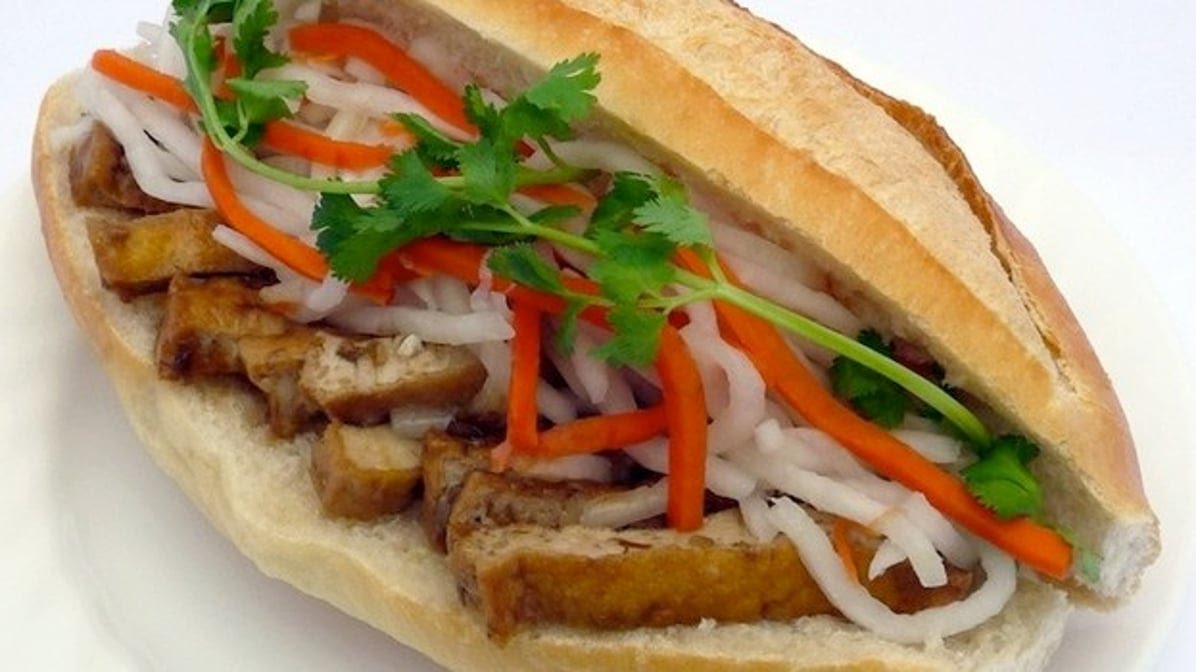 Ba-Le Sandwich Shop by null