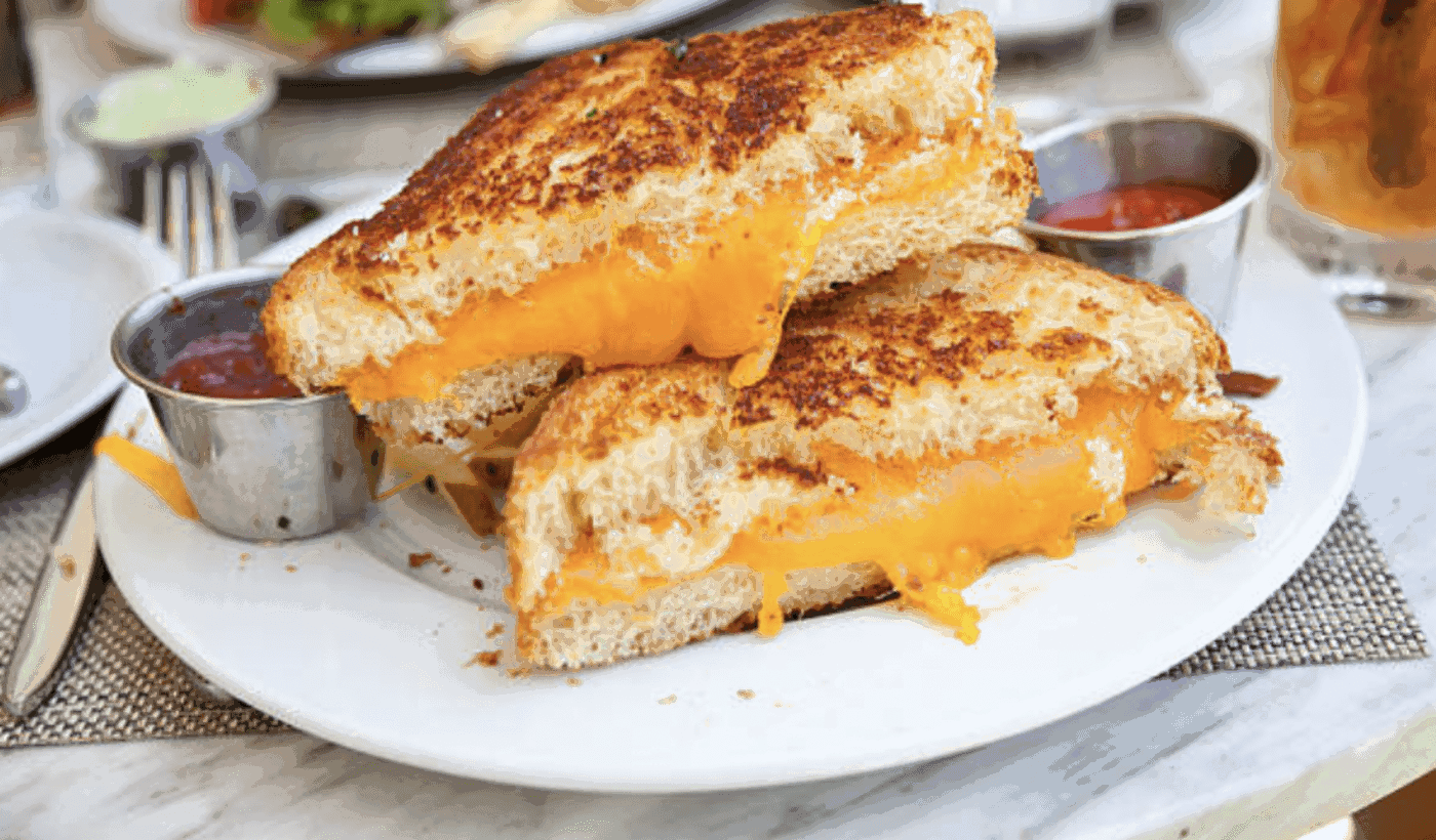 Headlines Diner & Grill by null