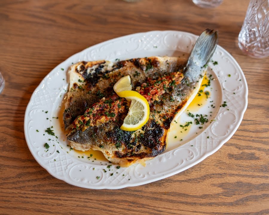 Gino & Marty's by null