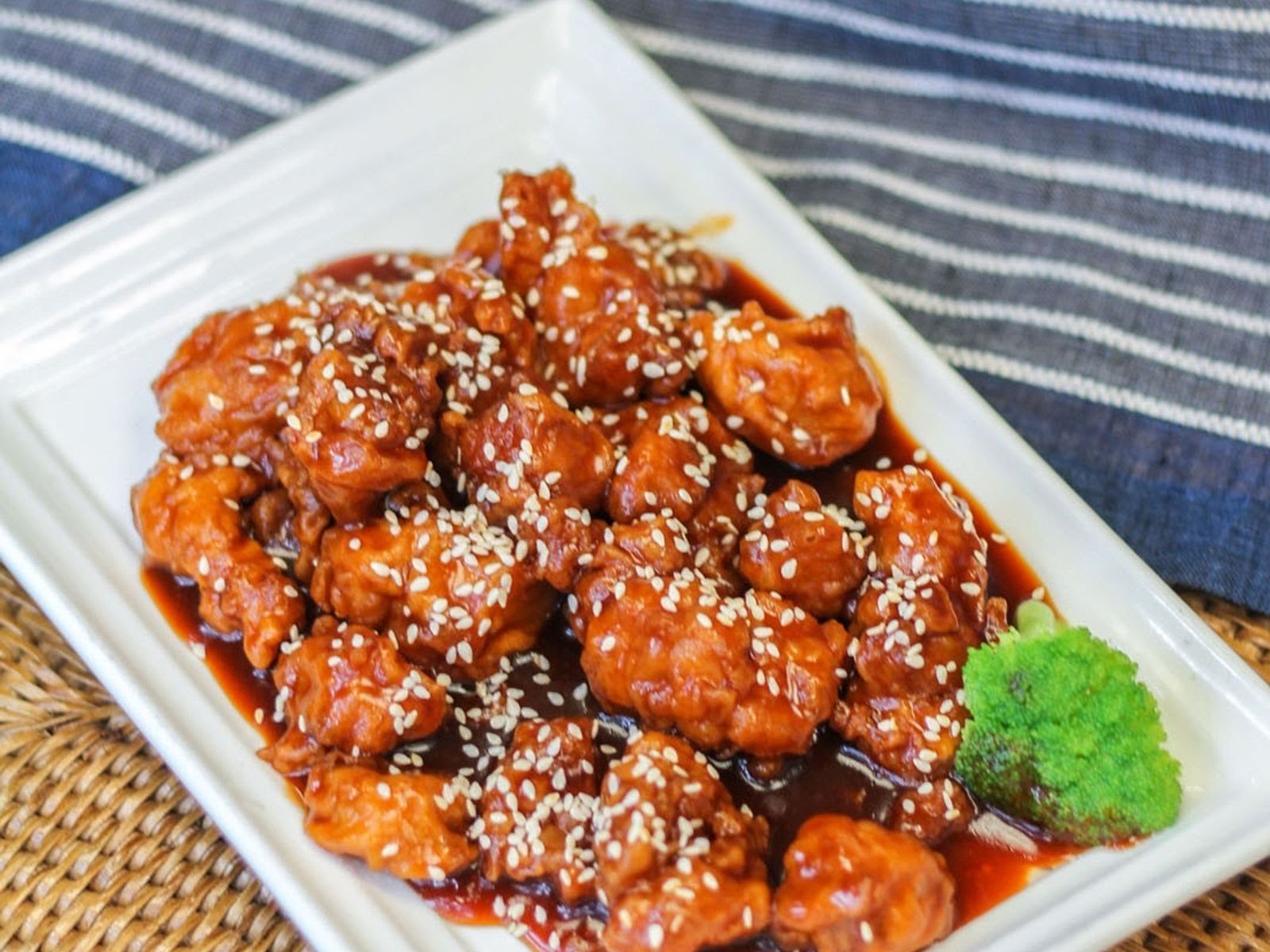 Hong Kong Noodles by null