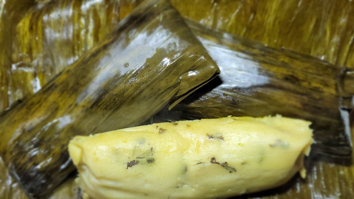 Los Tamales Locos by null