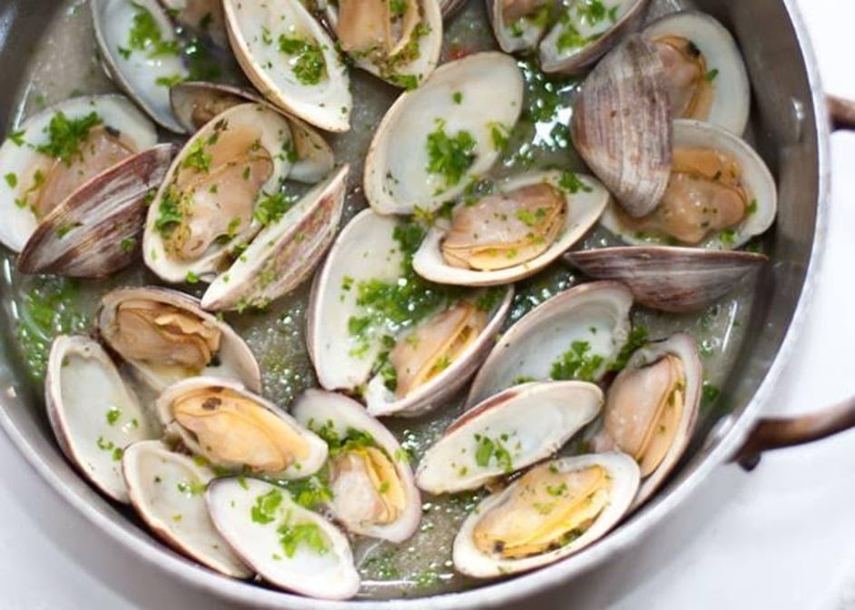 Real Seafood Company by null