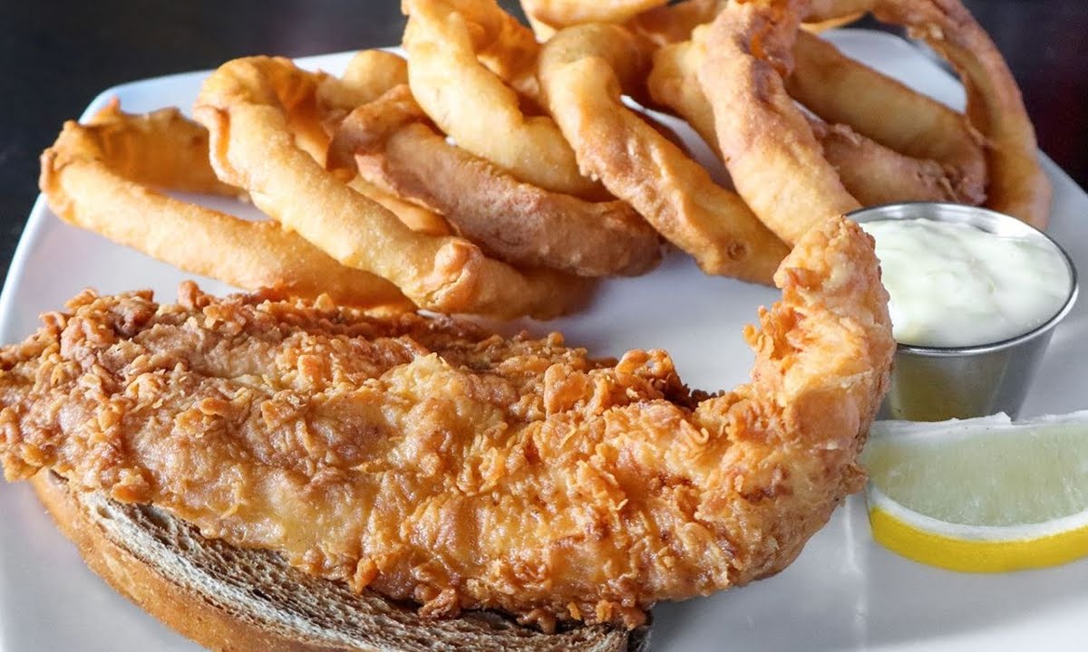 Big Fred's Pizza Garden & Lounge by null