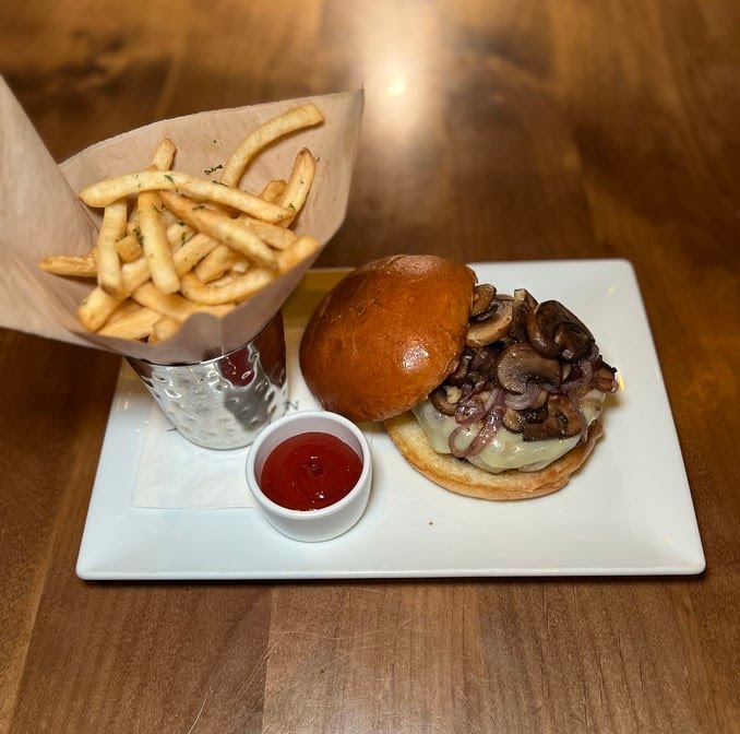 Land Ocean Restaurant Roseville by null