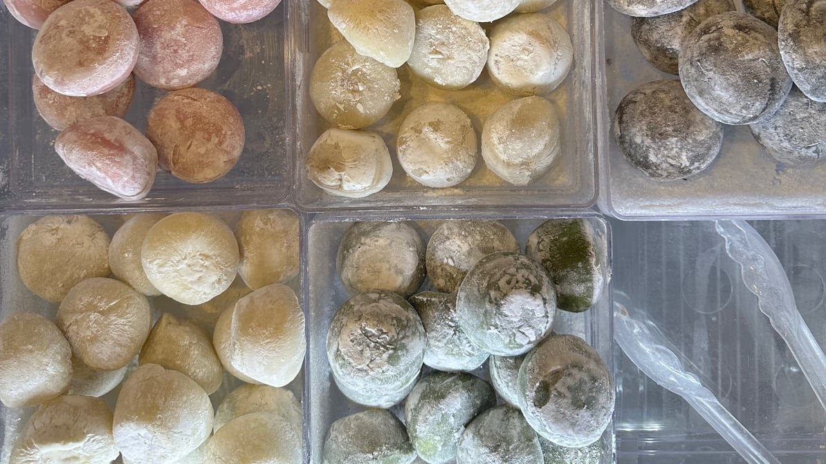 PokeBowlz & Grill by null