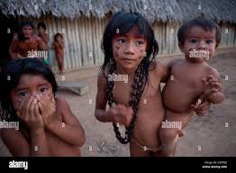 xingu girls|Xingu girl hi-res stock photography and images - Alamy