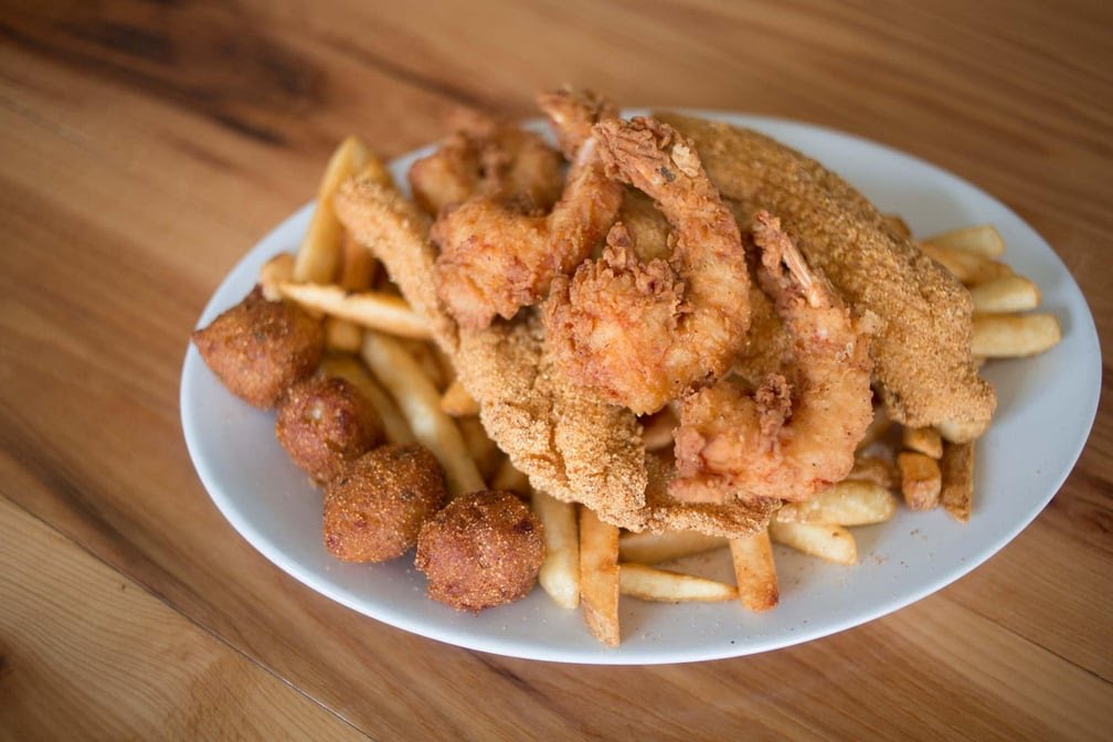 Willie's Restaurant by null