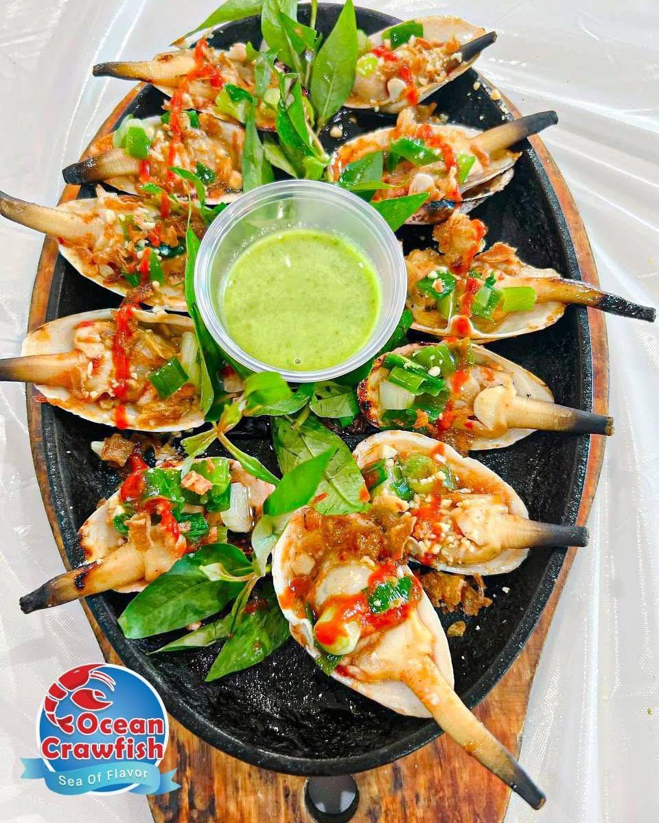 Ocean Crawfish Seafood & Grill by null