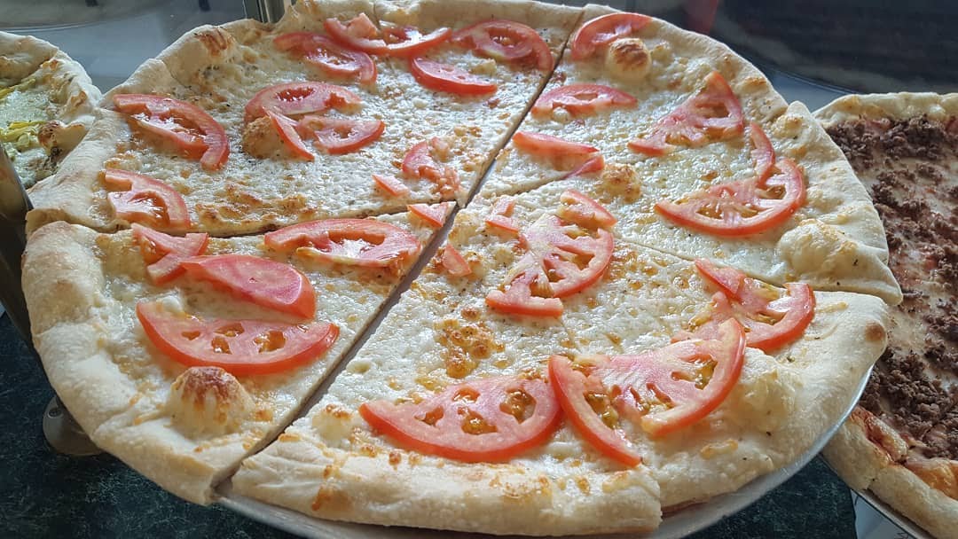 Jo-Jo's Pizza by null