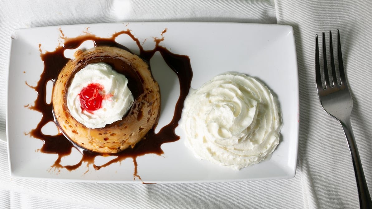 Los Tres Chilitos by null