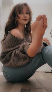 Horny teen shows off her sexy long feet and toes in a solo feet jpg x Teen feet