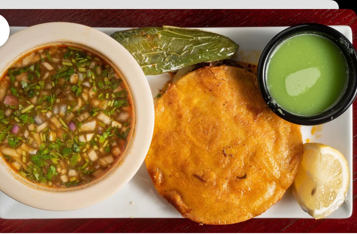 Birrieria Esquivel by null