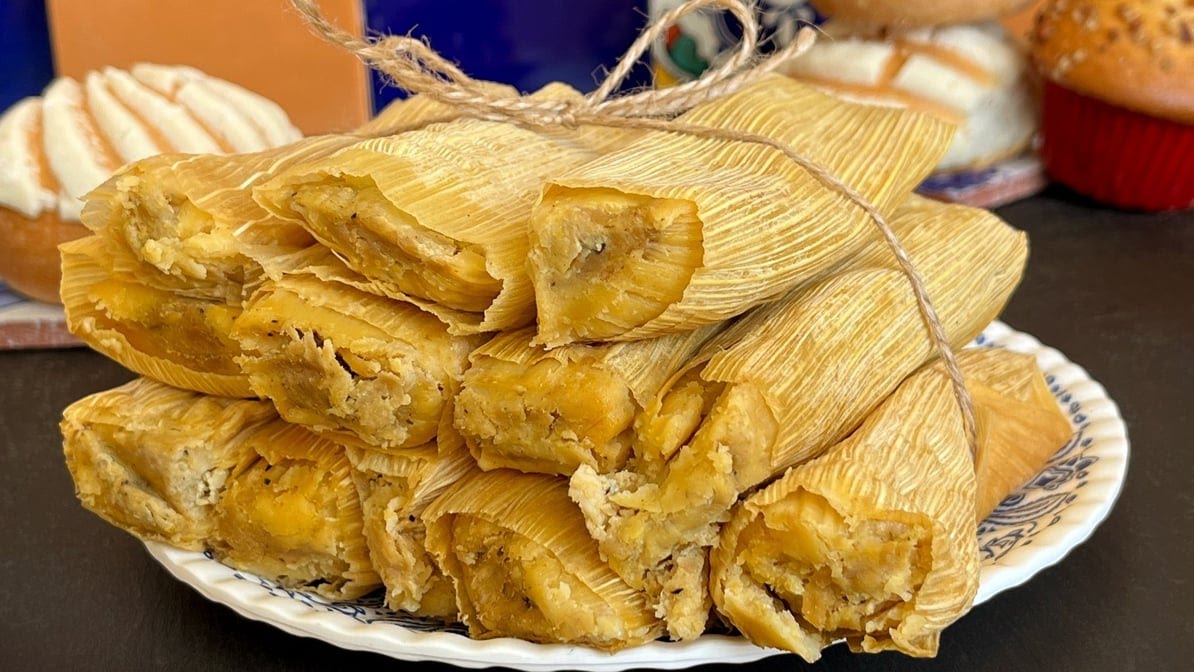 El Bolillo Bakery by null