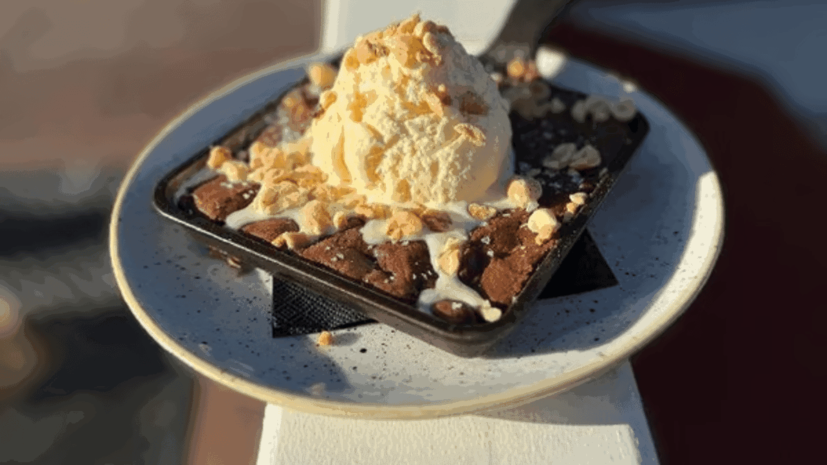 The Blind Pig Kitchen and Bar by null