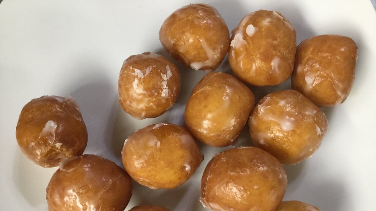 Royal Pin Donuts by null