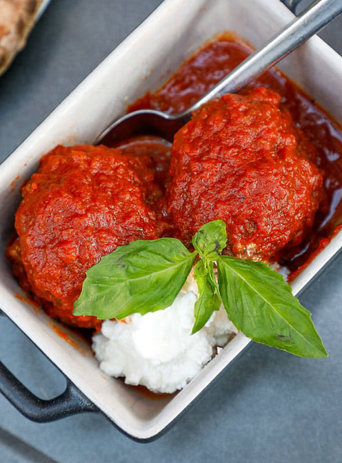 Brunetti Pizza by null