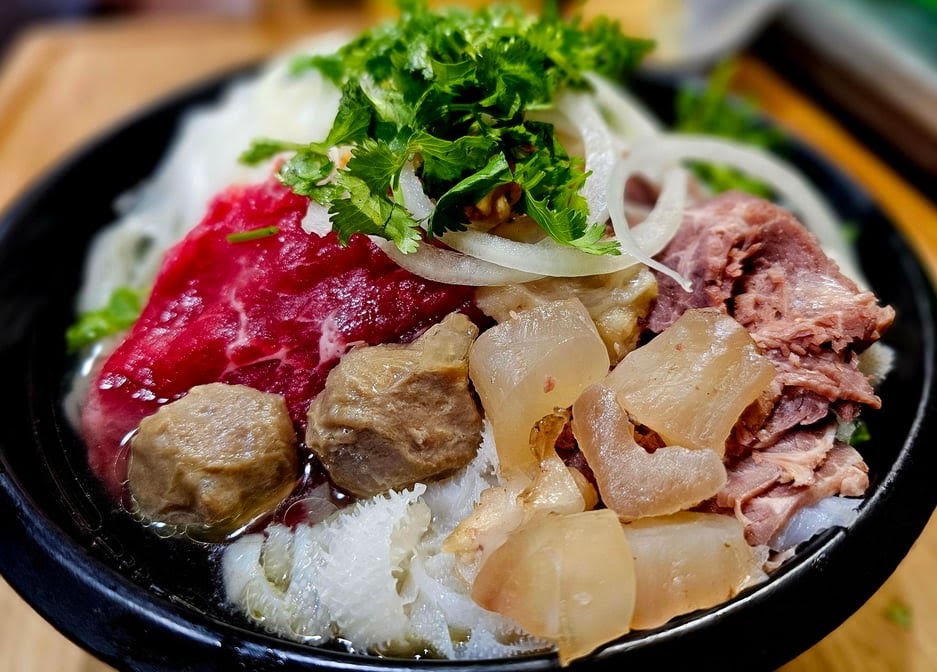 Cyclo Noodles by null