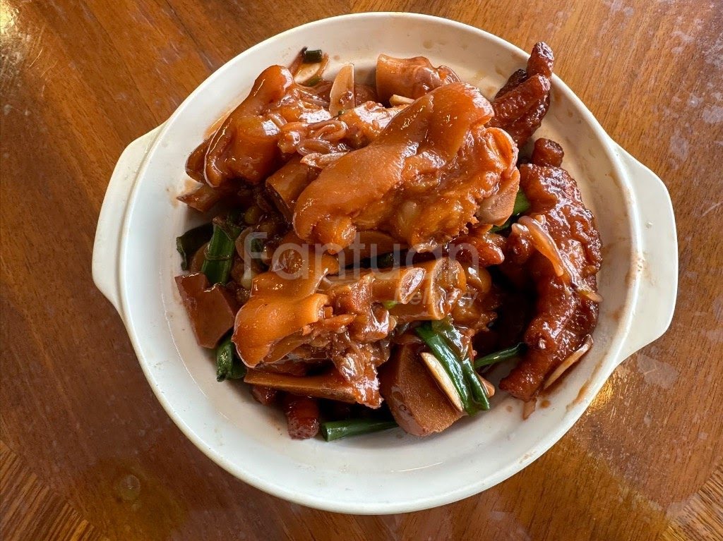 Miss Hot Cafe by null