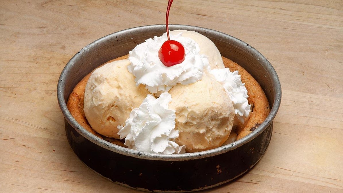 Lou Malnati's Pizzeria by null