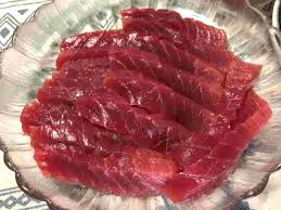 ぽっちゃりまぐろ物産|本日もランチ絶賛営業中‼️‼️本マグロ入荷少なめです。夜営業は喫煙個室満席となっております。喫煙個室空席あります。ご予約ご来店お待ちしております！  #旨味処竈 #旨味処かまど #かまど #竈 #ランチ #本マグロ