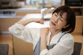 主婦　|笑顔の主婦 写真素材 [ 3716708 ] - フォトライブラリー photolibrary