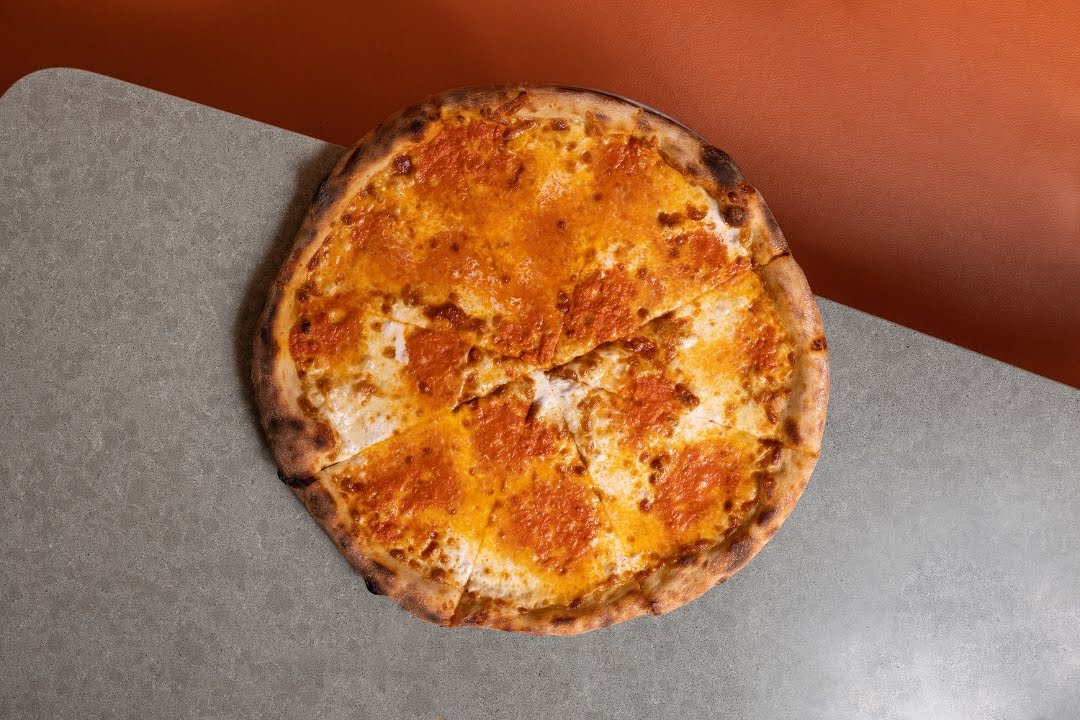 Norm's Pizza by null