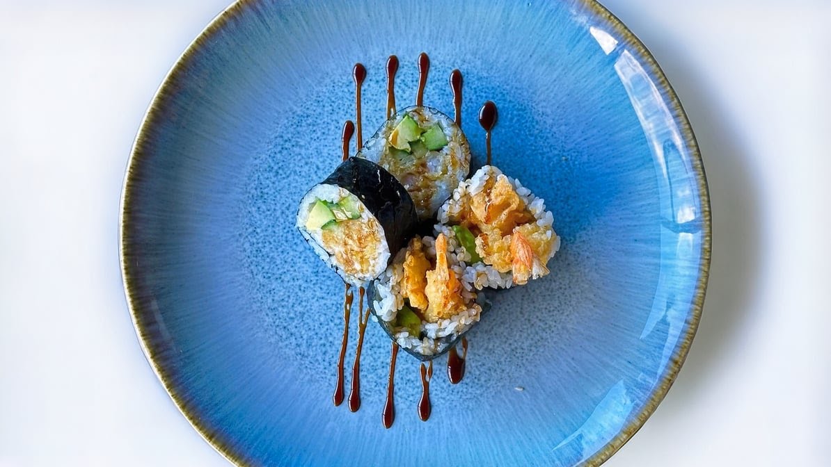 Rolls Sushi by null