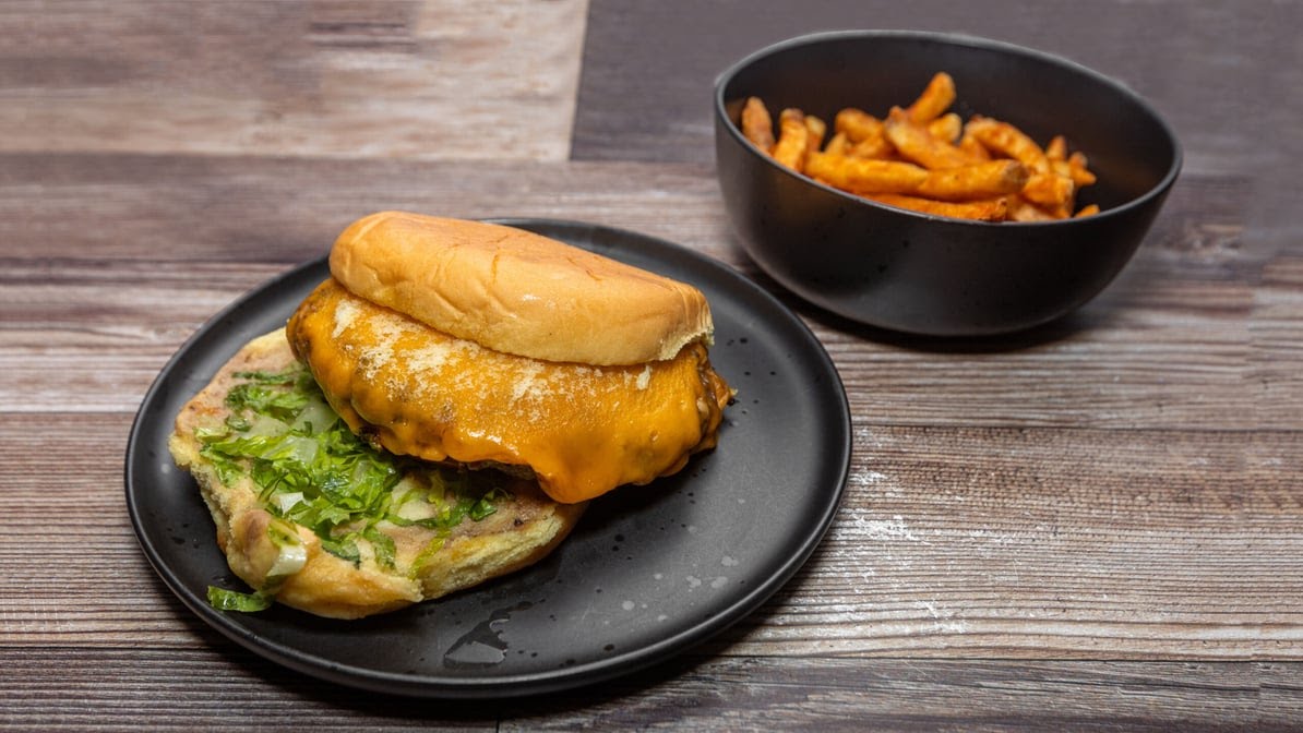 Local House Kitchen & Bar by null