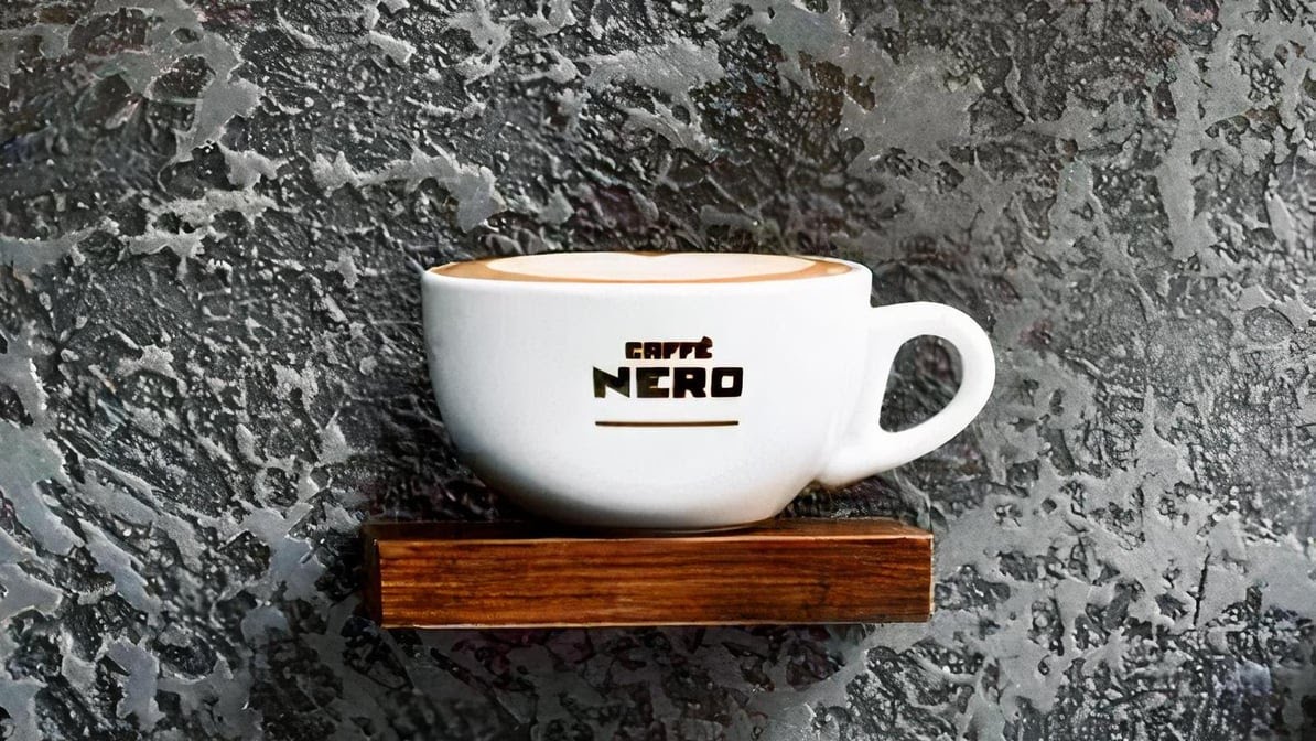 Caffe Nero by null