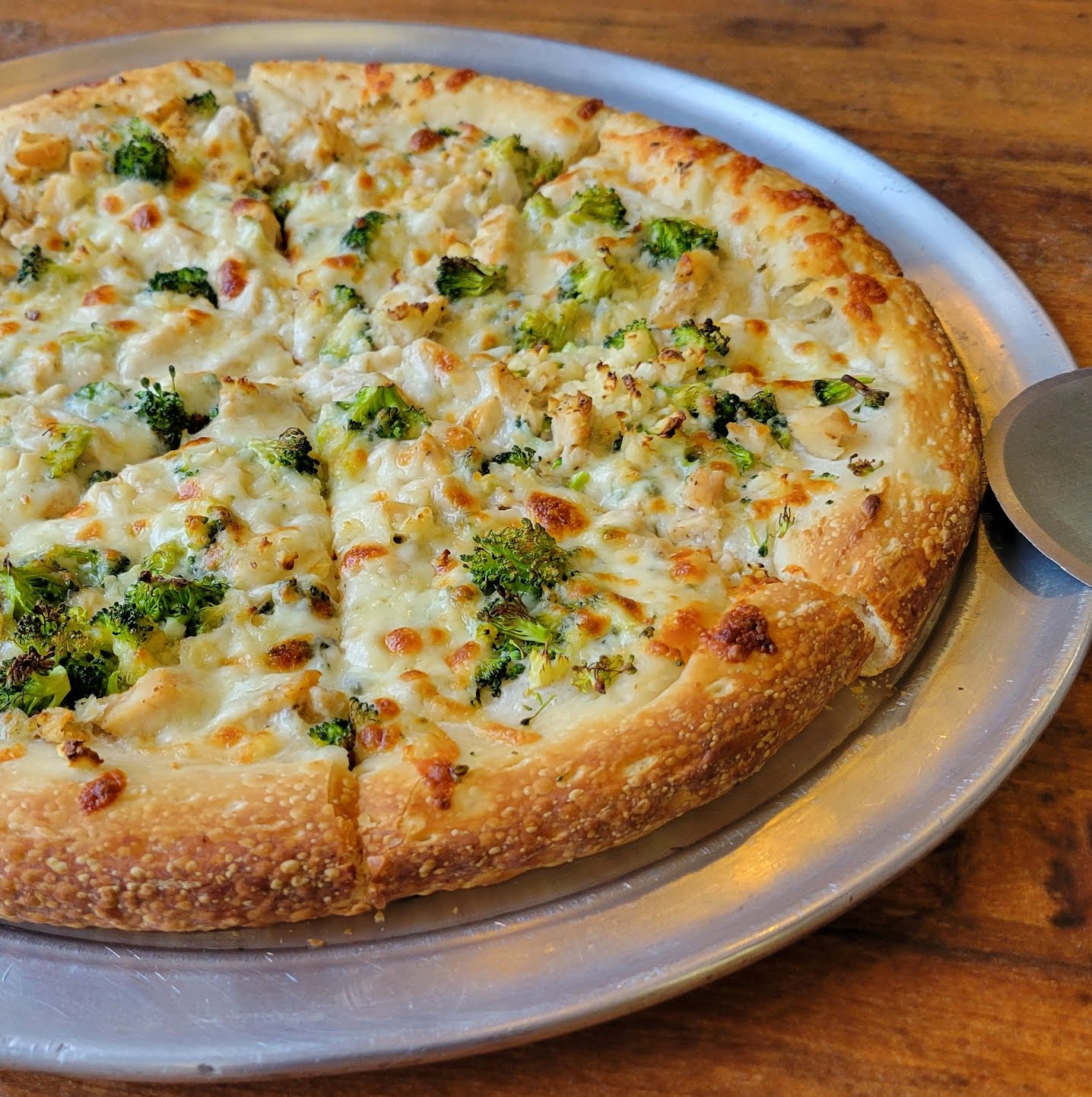 Free Wheeler Pizza by null