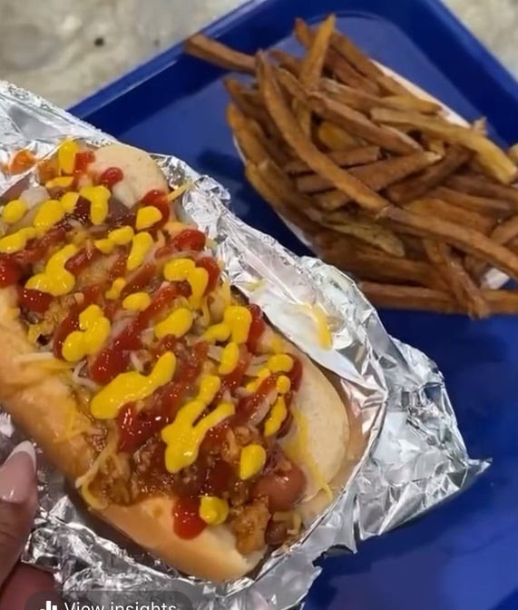 Os Burger Bar by null